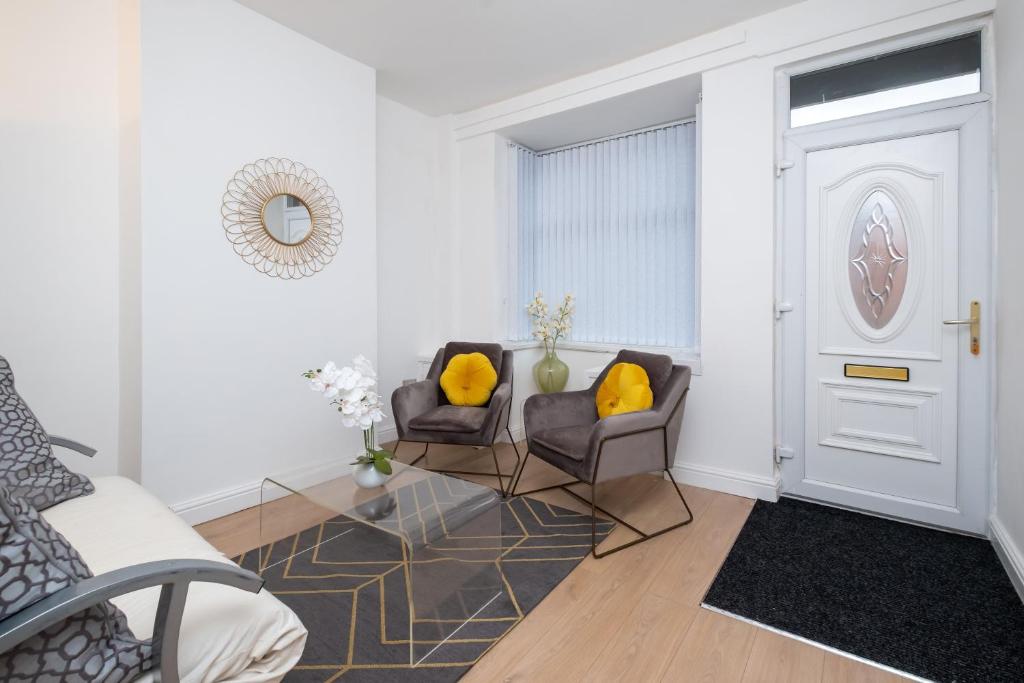 AJG Serviced Accommodation 19